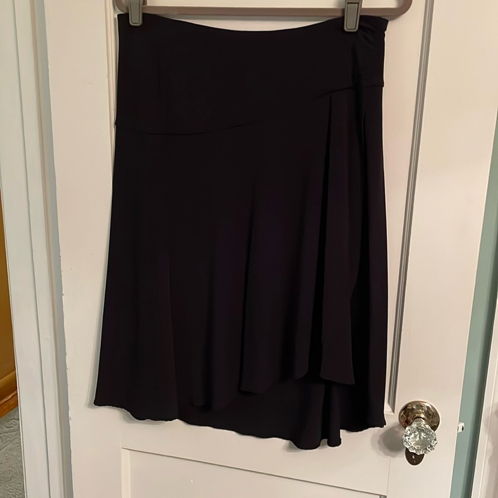 Women’s  Express Skirt, Black, size large, asymmetrical